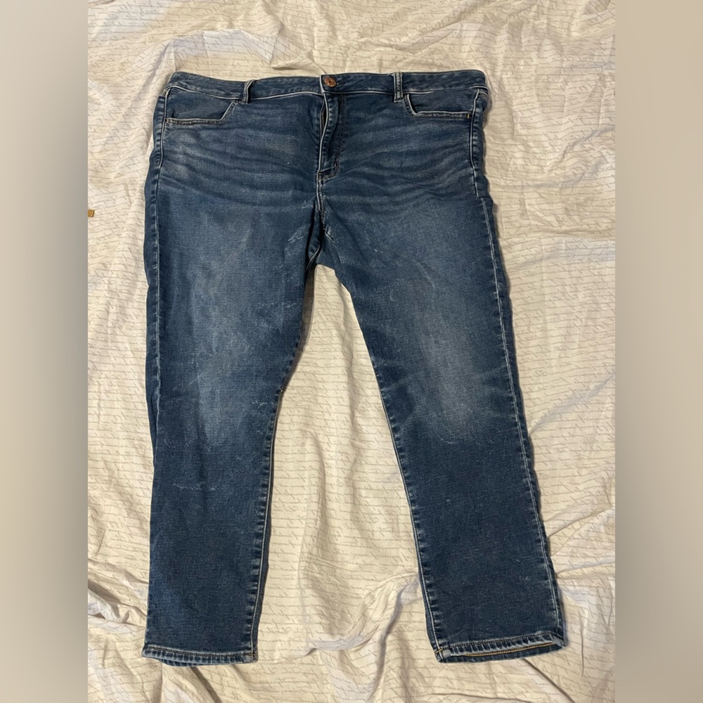 AMERICAN EAGLE Jegging crop
Size 20 regular